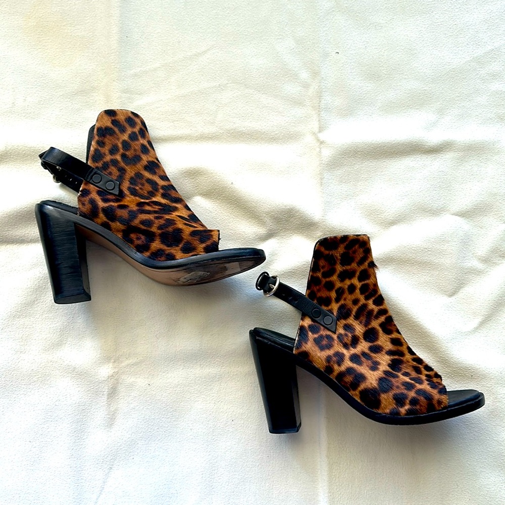 RAG & BONE Wyatt Brown Beige Cowhide Leopard Open Toe Heel Sandals Size 37